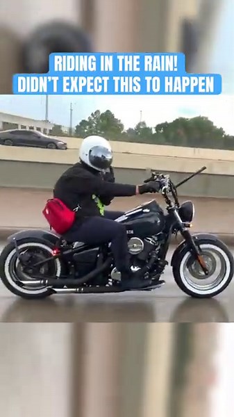 Customized Kawasaki Vulcan 900 Bobber Rolling Shot! 🏍️ #Shorts #vulcan #vn900 #motorcycle