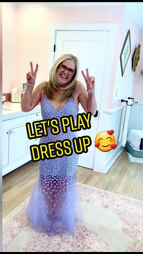 It's been a loonnngg time since I had a reason to dress up, so I thought I'd practice! Here's to dressing up again! 🥰👗👠💄#dressuptime #dressups #nancycartwright