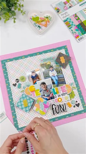 A Bright & Cheerful Layout to Start the Week! #scrapbookandcardstoday #scrapbooking #papercrafting