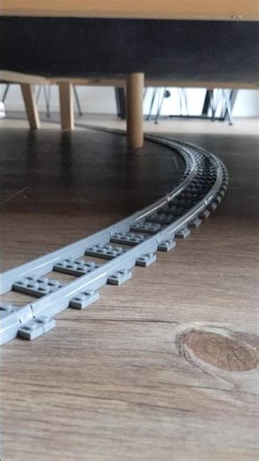 ultrafast Lego Shinkansen in r184 rail track