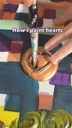 How I paint hearts into my art 💛 #heartart #artideas #acrylicart #beginnerarttips #arttok #artshort