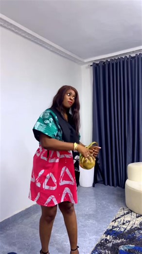 NEW DROPS OF MULTI MINI BUBU ‼️ Elegance meets ease in our most flattering Bubu 👗 ✔️ One size fits all — designed to drape beautifully on every body ✔️ Custom length — longer or shorter, tailored to your perfect fit ✔️ Versatile wear — from casual chic to elevated glam This is more than fashion. It’s a statement. ✨ Available now. Limited pieces. Price 30k 📲 Send a DM to order 🛍️ Your wardrobe upgrade starts here. #pinkprincesswoman #rtwonitsha #onitshafashiondesigner #onitshavendor #onitshaan