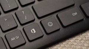 Microsoft, arrivano le nuove tastiera con tasti Office ed Emoji