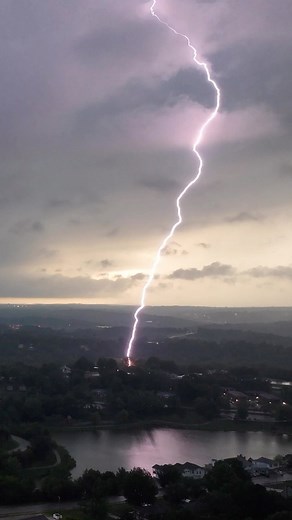37K views · 542 reactions | CLOSE-RANGE lightning with ground contact captured by Dominator Drone with supercell west of Jefferson City, MO! Now that concern is shifting to flash flooding with a high risk tonight. Dangerous night ahead | Reed Timmer Extreme Meteorologist | Facebook