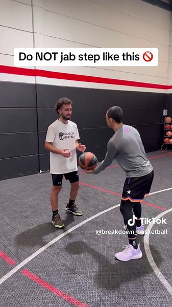 Effective Hand Placement for Quick Basketball Shots