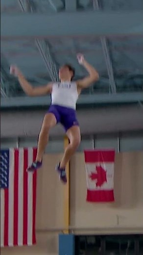 Olympic Gold Medalist Mondo Duplantis' 2019 NCAA pole vault title 🇸🇪⏪ #shorts