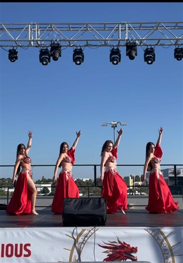 Christmas Belly Dance Performance to Celebrate the Holidays