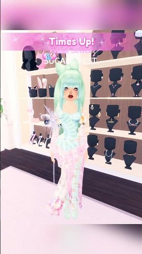 Theme - patchwork Runaway in dress to impress