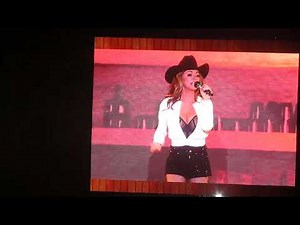 Shania Twain-Whose Bed Have Your Boots Been Under Live Maine Savings Amphitheatre 2025