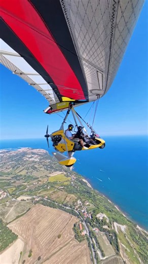 🪃❌Riviera del Conero con il cumenda Perri @claudiocosta9675 ….MARCHE❤️🏡❌🪃 . . . #lightsportaircraft #ultralightaircraft #lightsport #eprops #deltaplano #aircreationtrike #microlightflying #ultralight #flying #deltaplanoamotore #visitmarche #monteconero | A.R. trike pilot