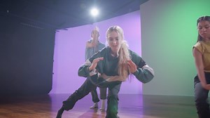 It’s an improv type of day ✨ Playful Improv Tasks with Lucy Vallely Contemporary | Beginner, Intermediate #dance #danceonline #onlinedance #onlinedanceclass #improvdance | CLI Studios