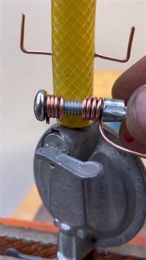 Perfect hose fit using an old shut-off valve Quick hose fix with smart PVC valve trick #SmartAdaptation #HoseHack #USA | Do It YourSelf
