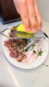 Steak Feets for Choco 🙌 | Choco dogger