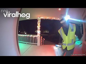 Delivery Driver Returns $25 || ViralHog