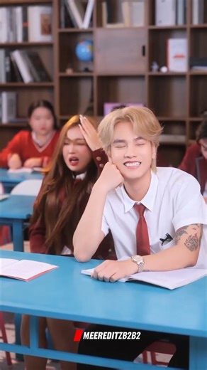 BTS ❣️ Class Room Funny 😂🤣 Love Story 💕🥰❣️😎🥰#taihoa ‪@meereditzb2b‬