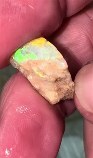 Coober Pedy shell piece, from start to finish #opal #pretty #rainbow #theprocess