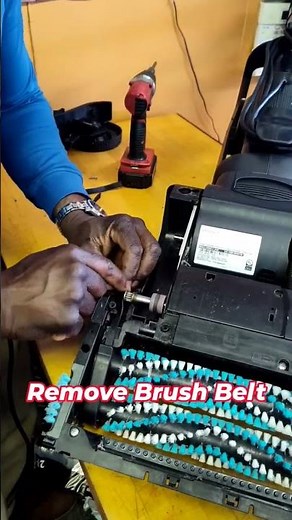Bissell Revolution Hydrosteam Pet Belt change #Bissell