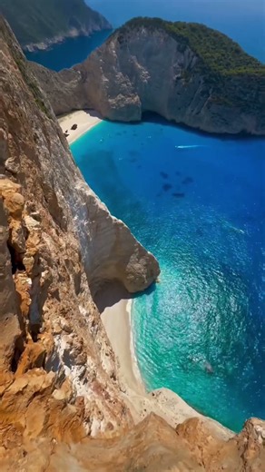 Zakynthos 🇬🇷💙 Greece’s Hidden Paradise