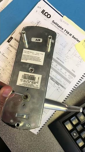 How to remove handle/lever 790E - part1