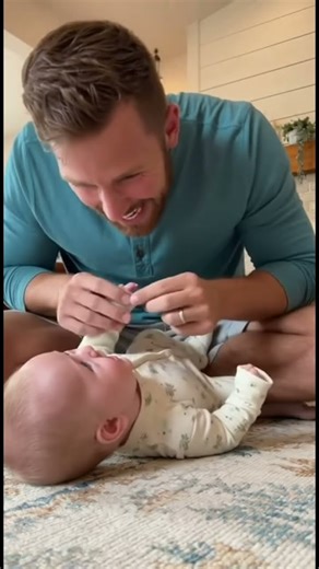 Tickle time🥹😅❤️ #baby #deardad #cute