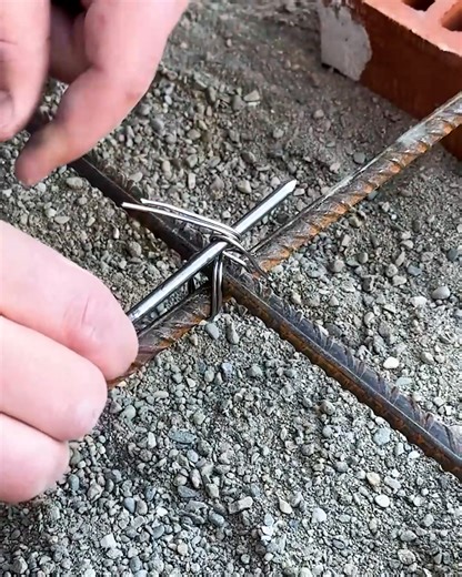 6.2M views · 24K reactions | Wire knot technique | Magic Hands Creations | Facebook