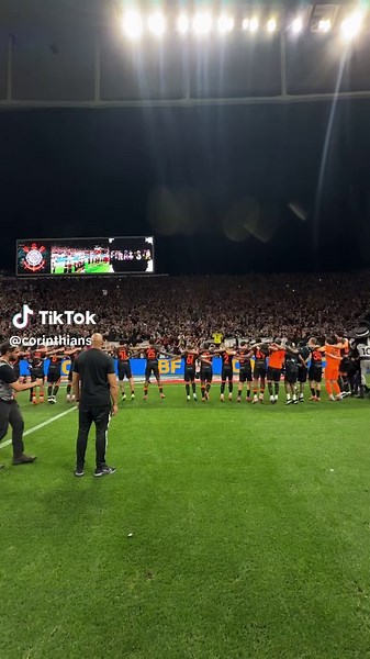 Poropopó: A Canção Tradicional da Torcida do Corinthians