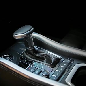 ‎صفحه رسمی شرکت مدیران خودرو‎ on Instagram‎: "ام وی ام ایکس55 مجهز به گیربکس شش سرعته دو کلاچه #ایکس55 #X55 #MVM #MVMX55 #مدیران_خودرو"‎