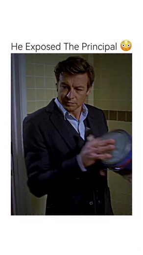 🎥 Movies Clips | 🎬 TV Show: The Mentalist 🧠 Genre: Crime • Drama • Mystery ⏱️ Runtime: ~43 min per episode ⭐ Rating: 8.2/10 (IMDb) 📍 Starring: Simon Baker,... | Instagram