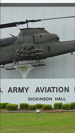 Why Did the Bell AH-1 Cobra Define Modern Combat Helicopters?