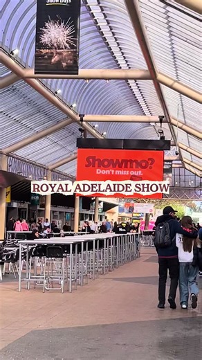 DAY ONE AT THE ROYAL ADELAIDE SHOW 🍌🎡 What a way to kick off our first ever Royal Adelaide Show!! 🥹 After all the planning, prepping and setting up, seeing The Banana Bar finally open and serving frozen bananas at the Show feels pretty surreal. Day 1 done… 8 more huge days to go! 🍌🍫 Thank you to everyone who came past and grabbed a banana today - we can’t wait to do it all again 🤎