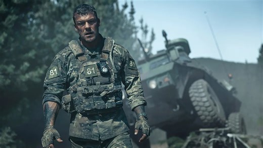 Alan Ritchson's 2026 Sci-Fi Action Movie Streaming On Netflix Is A Spectacle Worth Watching