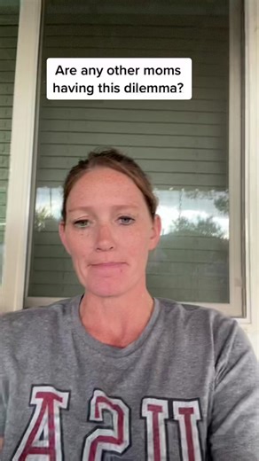 PS….I’ve never seen this show #tsitp #thesummeriturnedpretty #daughter #teamconrad @kenzmerrill