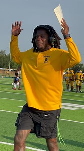 95K views · 1K reactions | Teddy Bridgewater takes over at QB in Miami Northwestern spring game pt1 | FOOTBALLVILLE | Facebook