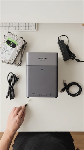 If you're struggling to find space for all those holiday photos but don't want to delete any of those memories then it might be time for a UGREEN NAS! With easy set up and lots of space for storage you can keep all your holiday memories safe and organized! Learn about the UGREEN NASync DH4300 ：https://nas.us.ugreen.com/CWHryD #UGREEN #tech #UGREENNAS #UGREENNASync #NAS #networkattachedstorage | Ugreen