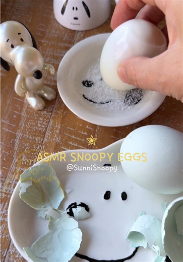 ASMR Snoopy Hard Boiled Eggs Experience