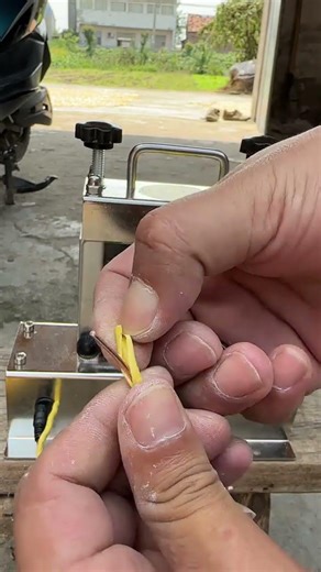 Wire Stripping Machine For Household Use With Network Cable Core Stripping #wirestripper