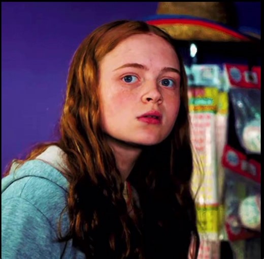 Stranger Things Dance Moments with Max and Eleven