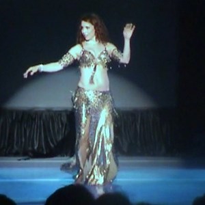 22K views · 2.8K reactions | Enjoying a Drum Solo 朗 You can see more videos like this on my Youtube channel: https://www.youtube.com/c/JillinaCarlano/videos Feel free to subscribe!  #Bellydance #OrientalDance #DrumSolo #jillina #raqssharki | Jillina | Facebook