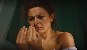 Let's Sort Out the Dizzying Final Moments of “Blink Twice”