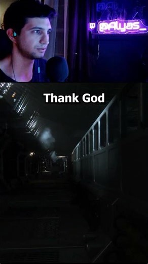 Bro was looking through me #alienisolation