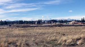 CS Construction has officially begun work on Verde Pines - a 128-unit affordable multifamily community in Bend in partnership with affordable housing developer United Housing Partners. 🤝 As part of early site work, the team drilled and safely blasted rock 💥 to make way for drywells - a key component of the stormwater system that helps manage runoff during heavy rain events 🌧️ We kicked things off with clearing and grubbing in early December and are now moving through drywells and deep utiliti