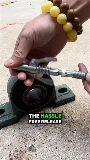 16K views · 38 reactions | 10. "Quick-Release Coupler – Grease Goals! Get Yours https://quickmechtools.com/products/quick-release-grease-coupler #Quickmechtools #Fyp #Usa #DIY #Techfix #Progear #DIYlife #Hot #Try" | Quickmechtools | Facebook