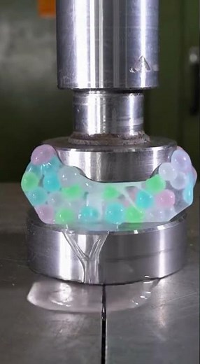Frozen Orbeez vs Hydraulic Press #hydraulicpress #satisfying #crushingtime