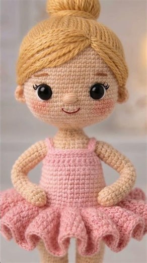 AMIGURUMI BALLERINA 💗 You'll fall in love with this little crochet piece