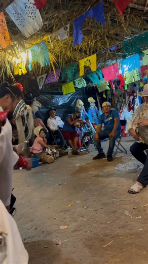 Tampoleero Bernardo Esquer López , rituales pascola con tambor y flauta , danza pascola con sonajo de madera Missael Alcaraz. Fiesta tradicional de los pueblos indígenas del norte de Sinaloa. Cerro cabezón , Juan José Rios, Sinaloa 23/08/25 🔥🙏 | Cuidemos el ténabari