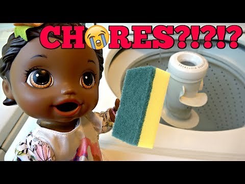 BABY ALIVE does CHORES! CLEANING and MORE CLEANING! The Lilly and Mommy Show. The TOYTASTIC Sisters.