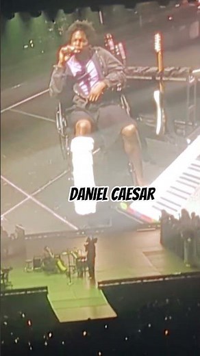DANIEL CAESAR #danielcaesar #sonofspergy #benchmarkinternationalarena #tampa