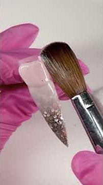 Nail art tutorial | How to achieve a glitter acrylic ombré ✨💅