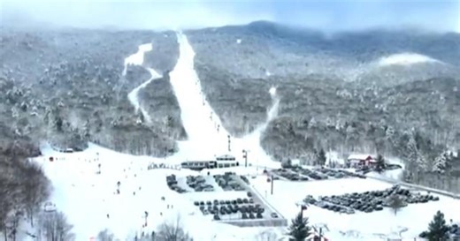 Winter storm pummels Eastern U.S.