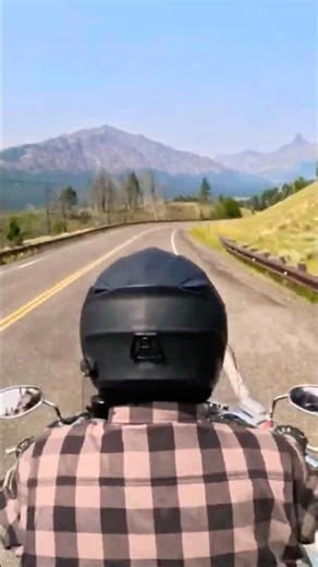 Beartooth Pass #beartooth #beartoothpass #motorcycletour #motorcycleride #motovlog #bestrides